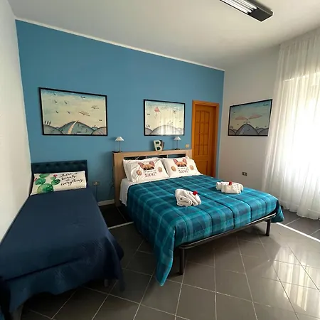 Claudia House * Crotone